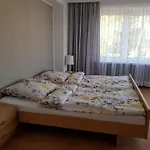 Aleksandra We Wielu Z Widokiem Na Jezioro Lägenhet