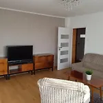 Aleksandra We Wielu Z Widokiem Na Jezioro