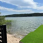 Aleksandra We Wielu Z Widokiem Na Jezioro Lägenhet *