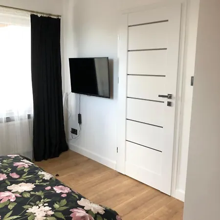 Aleksandra We Wielu Z Widokiem Na Jezioro * Wiele