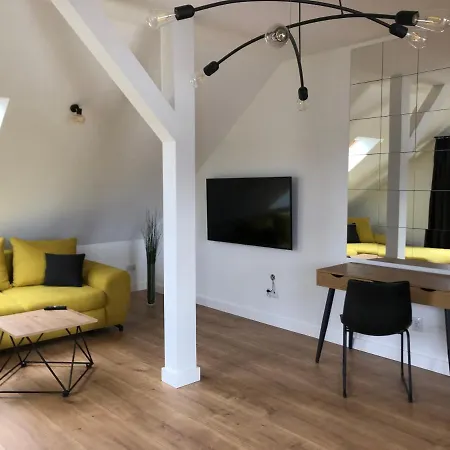 Aleksandra We Wielu Z Widokiem Na Jezioro Apartmán Wiele