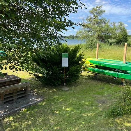 Aleksandra We Wielu Z Widokiem Na Jezioro Apartament Wiele