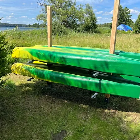 Aleksandra We Wielu Z Widokiem Na Jezioro *